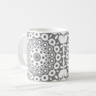 Zierliche weiße Quadrate auf einem hellgrauen Hint Kaffeetasse