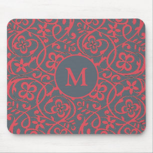 Zierliches Blumenmuster in rosa und grauem Monogra Mousepad