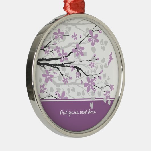 Zierzweig und violette Blumen Silbernes Ornament (Rechts)