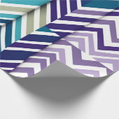 Zig Zagging pastellfarben Vertikal Grünes Retromus Geschenkpapier (Ecke)