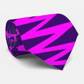 Zigzag - Magenta on Dark Purple 330066 Krawatte (Gerollt)