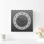 ZIGZAG-Muster - graue Gradienten + Ihr Backgr. Quadratische Wanduhr (Zuhause)