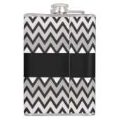 ZIGZAG-Muster - Schwarz-weiß grau + Ihre Idee Flachmann (Rückseite)