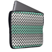 ZIGZAG-Muster - Schwarz-weiß grau + Ihre Idee Laptopschutzhülle (Vorne Rechts)