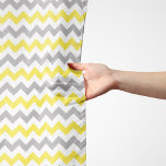 Zigzag Pattern, Chevron Pattern. Schal<br><div class="desc">Elegant,  stylish and sophisticated zigzag (chevron) pattern in yellow,  gray and white color. Modern and trendy gift,  perfekt for the zigzag lover in your life.</div>