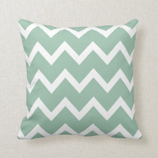 Zigzag Pillow mit Grayed Jade Green Zickzack Kissen
