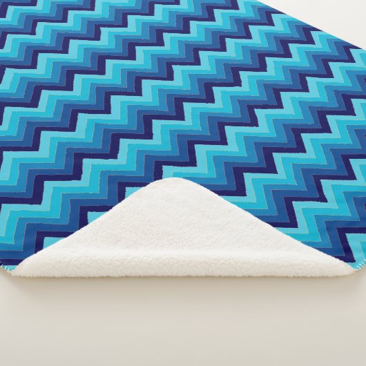 Zigzag Streifen im Wasserfarben Sherpa Blankon Sherpadecke (3/4)