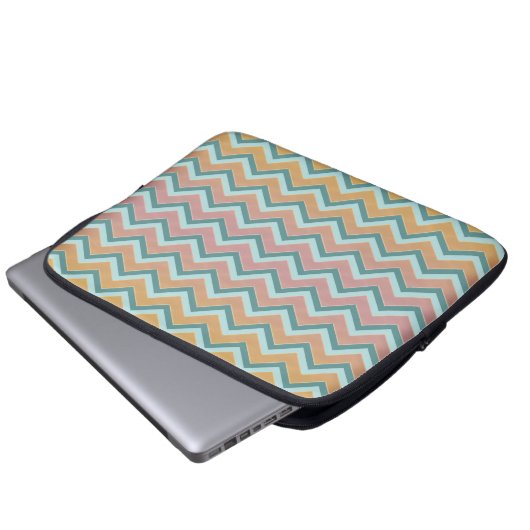 ZigZag weiche warme Farben Laptopschutzhülle (Vorne Knopf)