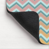 ZigZag weiche warme Farben Mousepad (Ecke)
