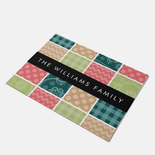 Zigzag, Zickzack, Gingham, Polka Dots, Ihr Name Fußmatte (Schrägansicht)