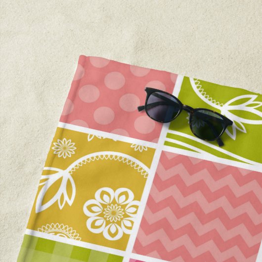 Zigzag, Zickzack, Polka Dots, Gingham, Ihr Name Strandtuch (Beispiel)