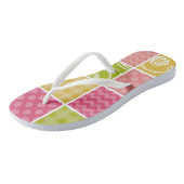 Zigzag, Zickzack, Polka Dots, Gingham, Patchwork Badesandalen (Schrägansicht)
