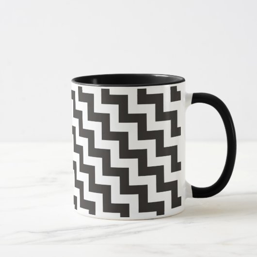 Zigzags Ringer-Tasse, Schwarz-Weiß-Chevronen Tasse (Rechts)