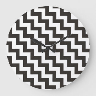 Zigzags Round Wall Clock, Black and White Chevrons Große Wanduhr