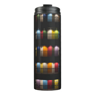 ZIMMER MIT FARBTÜREN THERMOSBECHER