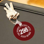 Zimmerschlüssel des Hotels mit Zimmernummer Schlüsselanhänger<br><div class="desc">Schlüsselanhänger für ein Hotel. Schlüsselanhänger des Hotels mit Zimmernummer. Guest House Keyring mit Hotelzimmer Nummer. Die Schlüsselkette des Hotelzimmers. Die Anzahl des Hotelzimmers ist auf einem Keyring aufgedruckt. Maroon Farbe.</div>