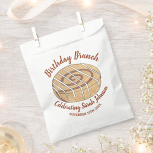 Zimtrollen-Geburtstagsfeier Brunch-Gebäck Geschenktütchen