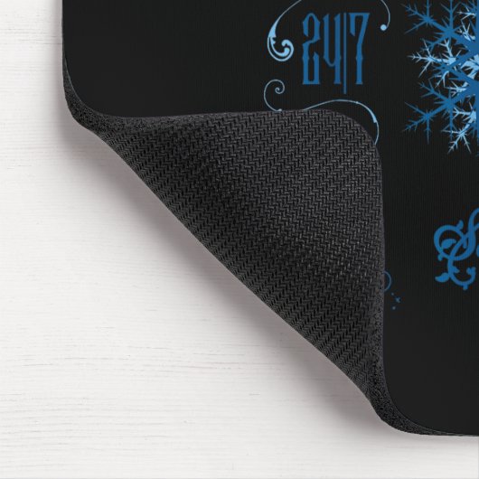 Zing Season - I'm Cold 24_7 Literally Zing Winter Mousepad (Ecke)