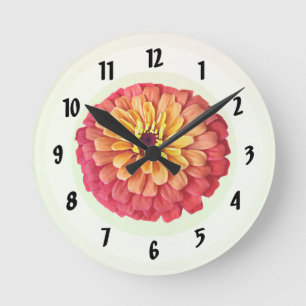 Zinnia in Orange-Schatten Runde Wanduhr