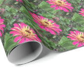 ZINNIA - Lebhaftes Rosa und Creme - ECHO Print. Geschenkpapier (Rolleneckpunkt)