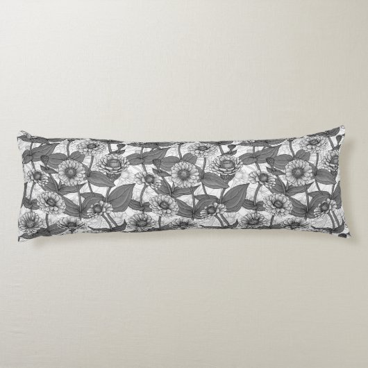 Zinnia, Monochom auf weiß Seitenschläferkissen (Rückseite)