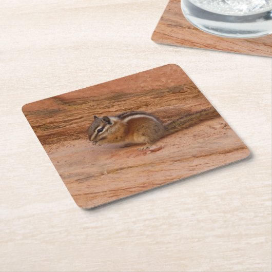 Zion Chipmunk auf Red Rocks Rechteckiger Pappuntersetzer (angewinkelt)
