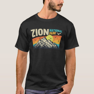 Zion National Park Cool Vintage Retro Utah Vacatio T-Shirt
