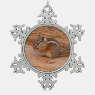 Zion-Streifenhörnchen auf roten Felsen Schneeflocken Zinn-Ornament