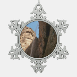 Zions Weeping Rock im Zion National Park Schneeflocken Zinn-Ornament