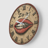 Zip It! Funny Vintage Zipper Lips Große Wanduhr (Winkel)