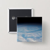 Zirkuläre Wolkenbildung über den Südpazifik. Button (Vorne & Hinten)