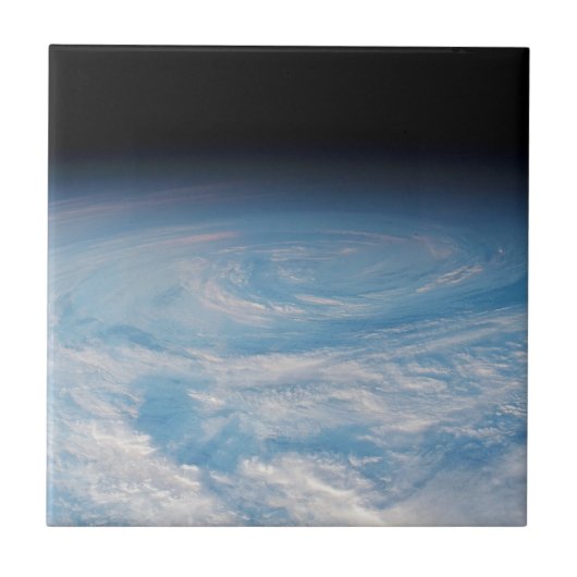Zirkuläre Wolkenbildung über den Südpazifik. Fliese (Vorderseite)