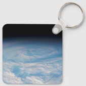 Zirkuläre Wolkenbildung über den Südpazifik. Schlüsselanhänger (Rückseite)