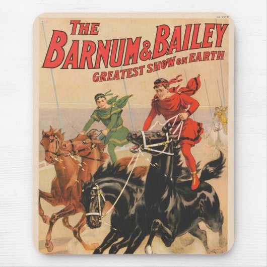 Zirkus-Rennen mit Männern, die zwei Pferde umherzi Mousepad (Vorne)