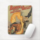 Zirkuspferd, das durch einen Flammenhaufen springe Mousepad (Mit Mouse)