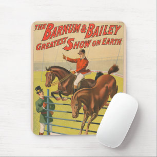 Zirkusplakat von 2 Ponys, die über ein Hindernis s Mousepad