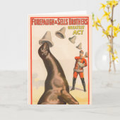 Zirkusposter mit einer Seelenlion, die Hasen fängt Karte (Gelbe Blume)