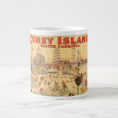 Zirkusposter von Menschen in Kostümen Darstellend Jumbo-Tasse (Vorderseite)