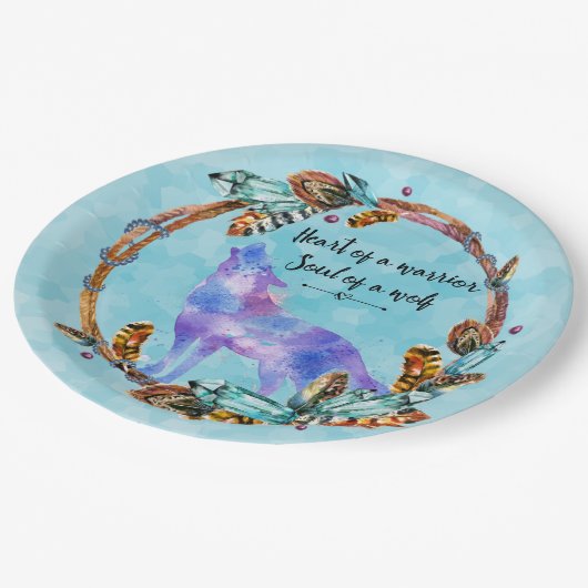 Zitat aus Howling Wolf in einem Boho-Kranz Pappteller (Schrägansicht)