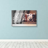 Zitat: Das Leben ist wie eine Kamera Leinwanddruck (Insitu (Holzboden))