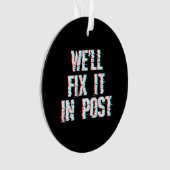 Zitat, das wir in Post Glitch Video reparieren Ornament (Vorderseite)