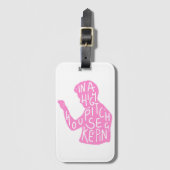 Zitat der Silhouette in Pastellrosa Gepäckanhänger (Vorderseite Vertikal)