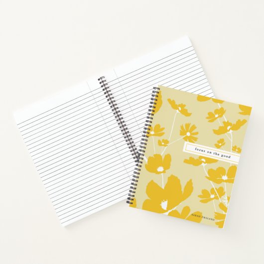 Zitat im Fokus auf das gute Blumenmuster-Notebook Notizblock (Innenseite)