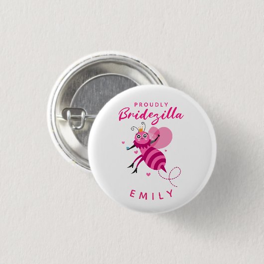 Zitat Proudly Bridezilla Queen Bee Cartoon Button (Vorne & Hinten)