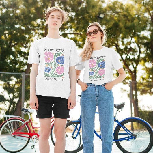 Zitat zu Retro-Boho-Blumenbefall T-Shirt