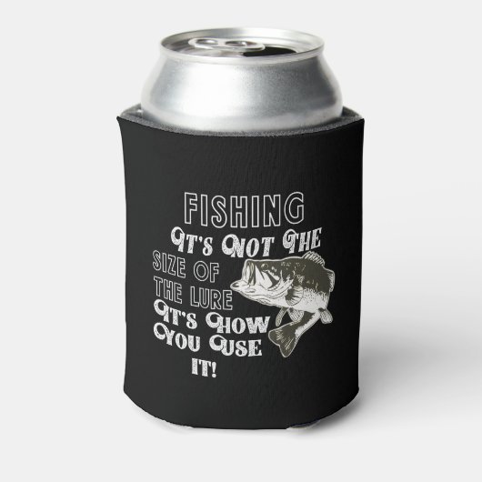 Zitat zum Sonnenangeln mit Largemouth-Bass Dosenkühler (Kanne Rückseite)