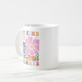 Zitat zur Blumenmotivation von Retro Boho - Seien Kaffeetasse (Vorderseite Links)