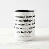 Zitate über inneren Frieden Tasse (Zentrum)