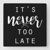 Zitierfähiges IV Quadratische Wanduhr (Vorderseite)