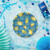 Zitronen auf blauem kariertem pappteller (Party)